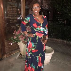 Meet your Posher, Tiffany